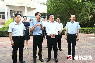 记者：史密斯-罗预计会继续留在枪手，除非有类似奇迹的事情发生